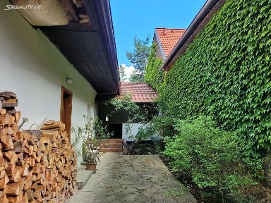 Prodej rodinného domu 164 m², pozemek 261 m² Podfarská, Deštná