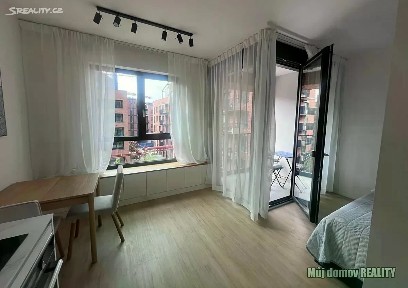 Pronájem bytu 1+kk 31 m² U Lihovaru, Praha - Smíchov