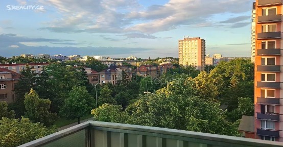 Pronájem bytu 3+1 73 m² Počernická, Praha - Malešice