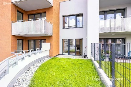 Pronájem bytu 1+kk 44 m² Bukačova, Praha - Vysočany