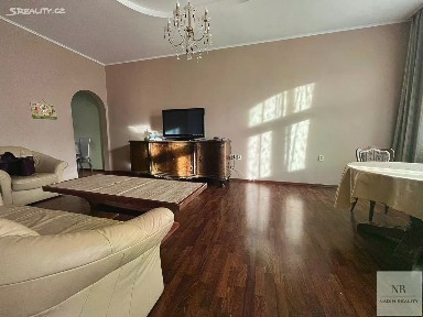 Prodej bytu 4+1 125 m² Bulharská, Karlovy Vary
