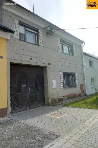 Huzová, Olomouc