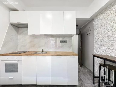 Prodej bytu 3+1 62 m² Legerova, Praha - Nové Město