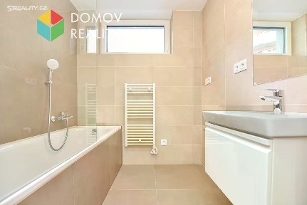 Pronájem bytu 2+kk 68 m² Na Máchovně, Beroun - Beroun-Město