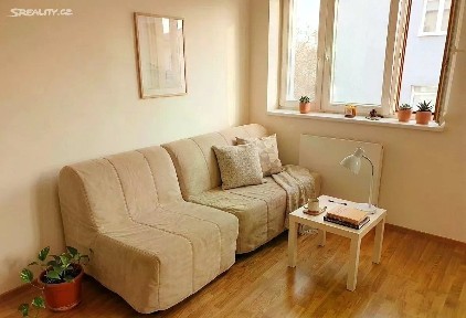 Pronájem bytu 1+kk 26 m² Praha - Libeň