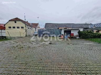 Pronájem výrobní haly, prostoru 780 m²