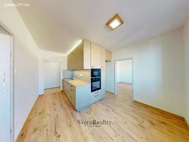 Prodej bytu 2+1 55 m² Černá cesta, Olomouc - Klášterní Hradisko