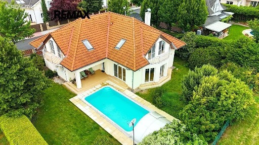 Zdiby, Praha-východ, Přemyšlení, U Louže
