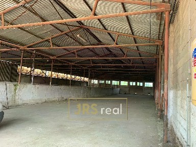 Pronájem skladového prostoru 562 m²