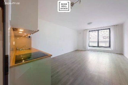 Prodej bytu 1+kk 44 m² Pod Barvířkou, Praha - Smíchov