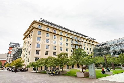 Pronájem kanceláře 653 m² Jankovcova, Praha - Holešovice