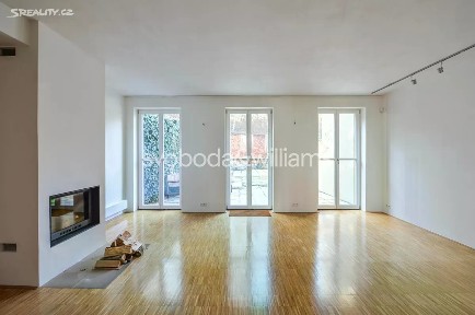 Pronájem rodinného domu 345 m², pozemek 253 m² Pod Závěrkou, Praha - Smíchov