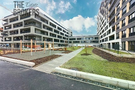 Pronájem bytu 1+kk 33 m² Poděbradská, Praha - Hloubětín