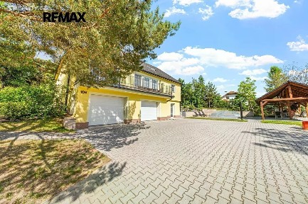 Prodej ubytovacího zařízení 300 m²