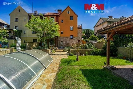 Prodej rodinného domu 177 m², pozemek 536 m²