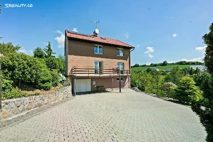 Zádveřice-Raková, Zlín