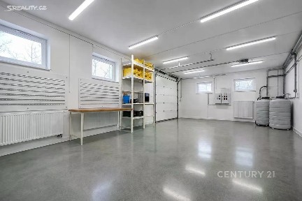 Pronájem skladového prostoru 65 m²