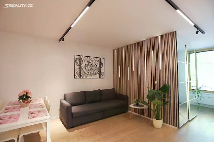Prodej bytu 3+kk 68 m² Nádražní, Praha - Smíchov