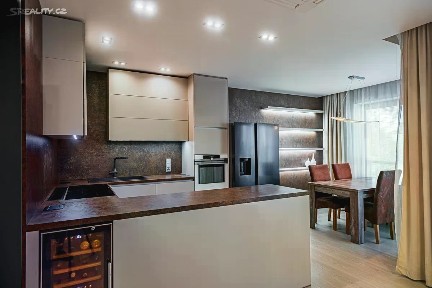 Prodej bytu 4+kk 101 m² Labský Palouk, Pardubice - Polabiny