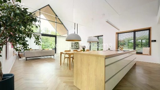Prodej rodinného domu 212 m², pozemek 11731 m²