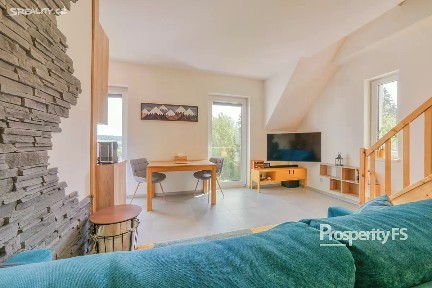 Prodej bytu 2+kk 69 m² Nádražní, Pernink