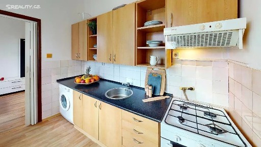 Prodej bytu 2+1 44 m² Škvorecká, Praha - Strašnice