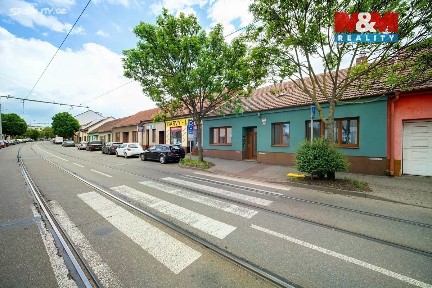 Prodej rodinného domu 126 m², pozemek 983 m²