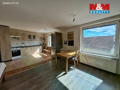 Prodej rodinného domu 235 m², pozemek 287 m²