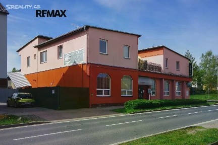 Prodej vícegeneračního domu 700 m², pozemek 790 m²