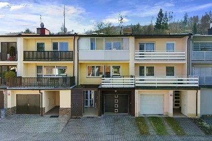 Prodej rodinného domu 178 m², pozemek 249 m²