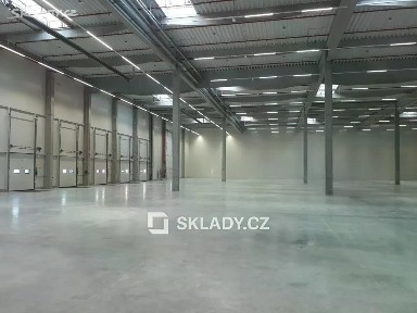 Pronájem skladového prostoru 11500 m²