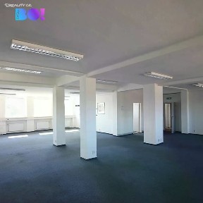 Pronájem kanceláře 1202 m²