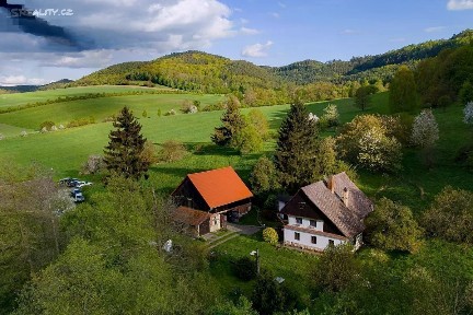 Prodej chalupy 185 m², pozemek 9668 m²