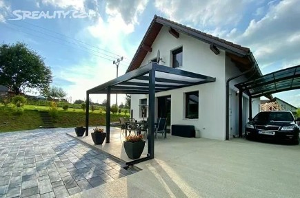 Sloup v Čechách, Česká Lípa, Komenského