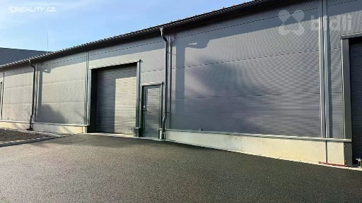 Pronájem skladového prostoru 196 m²