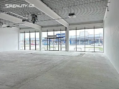 Pronájem obchodního prostoru 477 m²