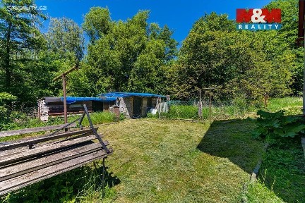 Prodej rodinného domu 137 m², pozemek 1883 m²