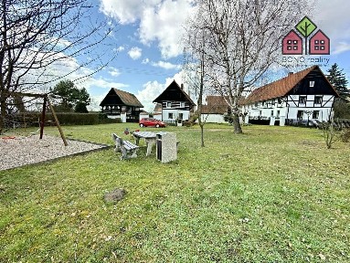 Liběšice, Litoměřice, Mladé