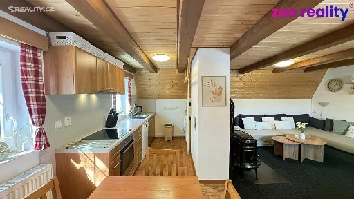 Prodej rodinného domu 80 m², pozemek 1018 m²
