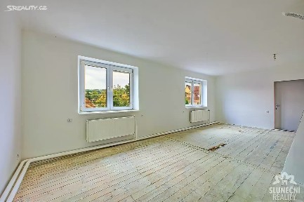 Prodej rodinného domu 247 m², pozemek 391 m²