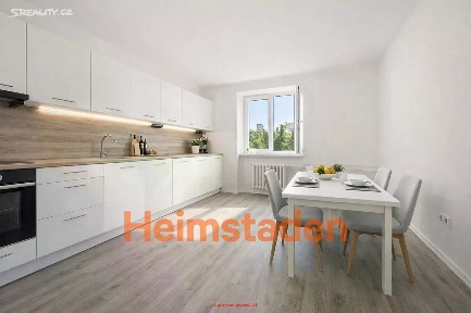 Pronájem bytu 2+1 55 m² Urxova, Ostrava - Poruba
