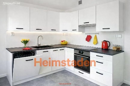 Pronájem bytu 3+kk 66 m²