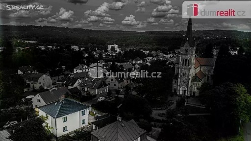 Prodej rodinného domu 360 m², pozemek 628 m²