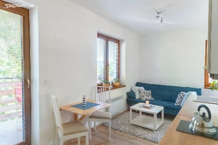 Prodej bytu 1+kk 34 m² Čím