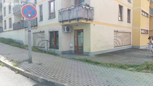 Pronájem kanceláře 144 m² Za Valem, Praha - Kunratice