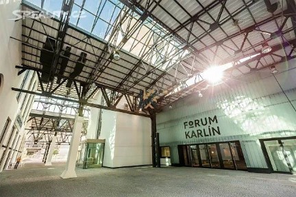 Pronájem kanceláře 595 m²