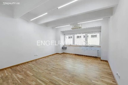 Pronájem kanceláře 135 m² Jinonická, Praha - Košíře