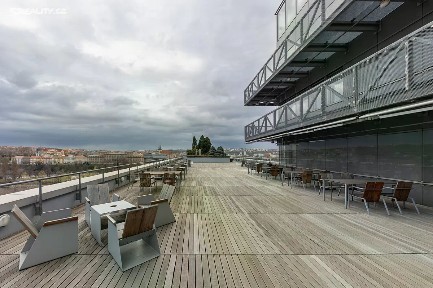 Pronájem kanceláře 350 m² Ke Štvanici, Praha - Karlín