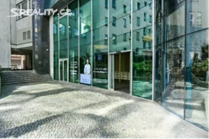 Pronájem obchodního prostoru 128 m²