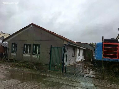 Pronájem skladového prostoru 1850 m² K Třebonicům, Praha - Řeporyje